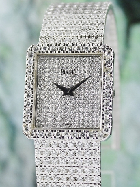 (image for) A PIAGET 18K WHITE GOLD PROTOCOLE DIAMOND WATCH / 9150 B2